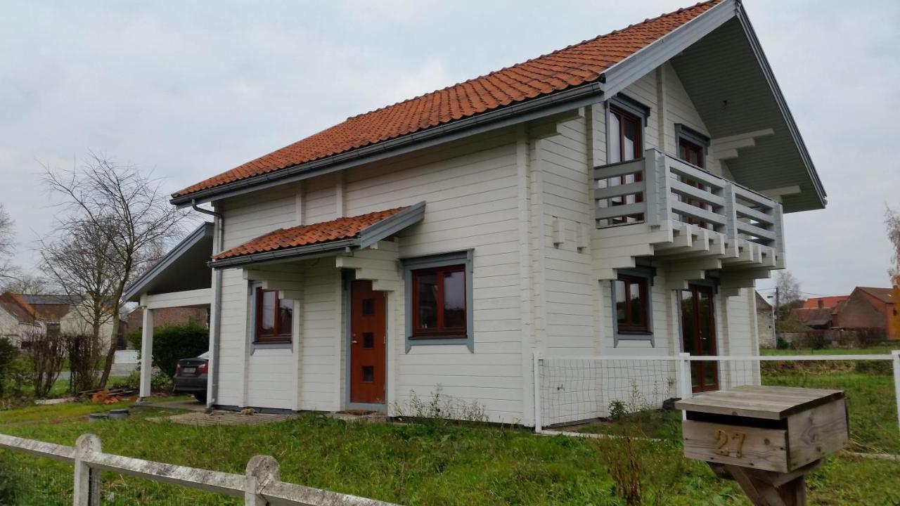 לינה וארוחת בוקר Maubray Au Chalet מראה חיצוני תמונה