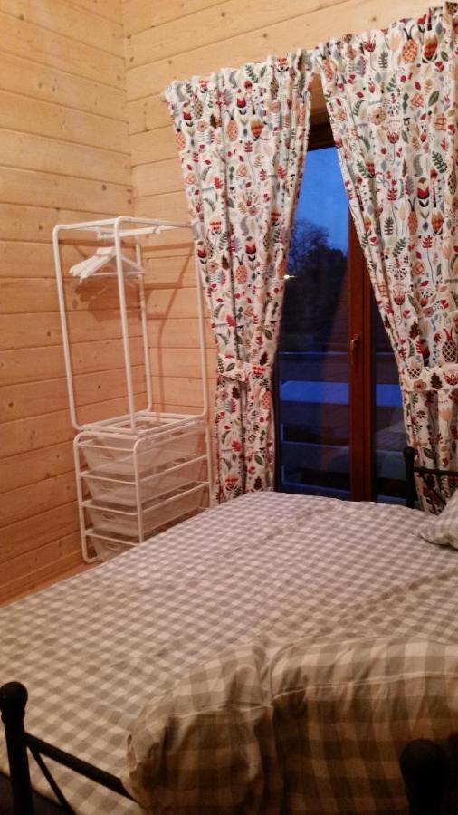 לינה וארוחת בוקר Maubray Au Chalet מראה חיצוני תמונה