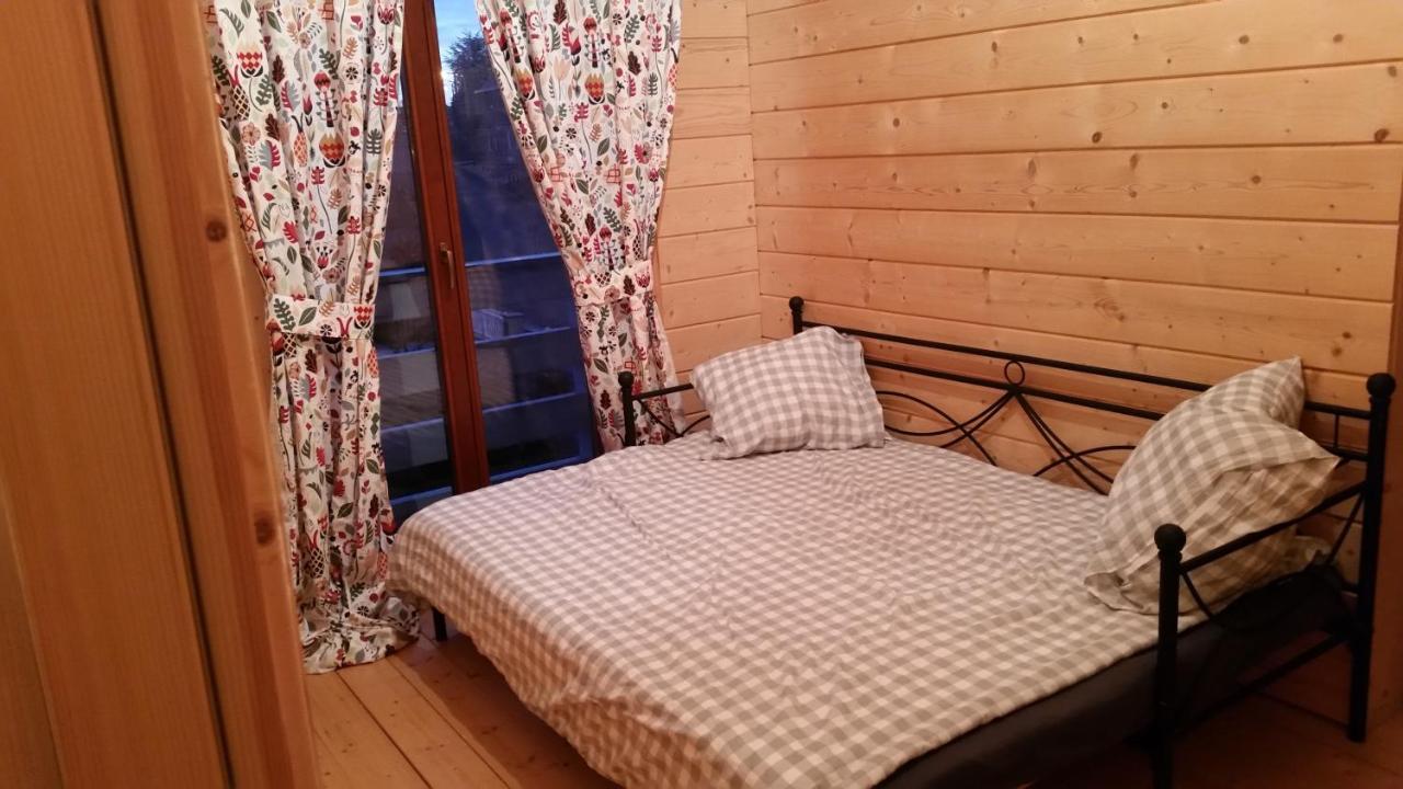לינה וארוחת בוקר Maubray Au Chalet מראה חיצוני תמונה